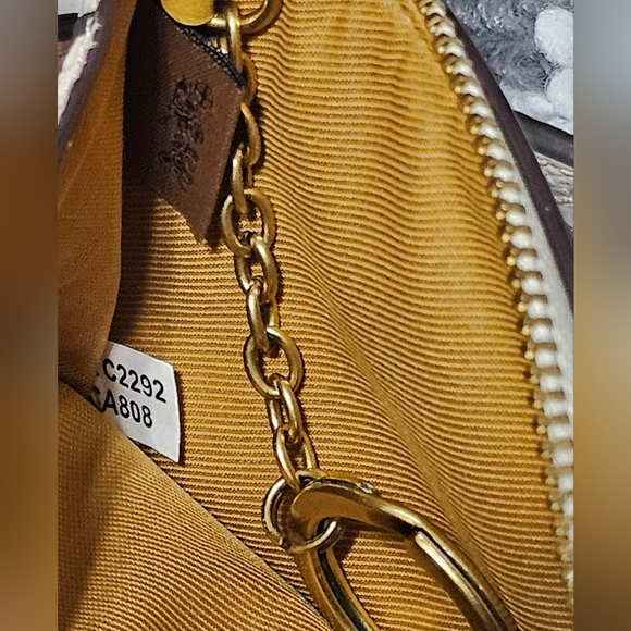 Coach Cherry Mini Skinny ID Case Wallet Card Coins Key Holder & Sample Perfume - Picture 2 of 2